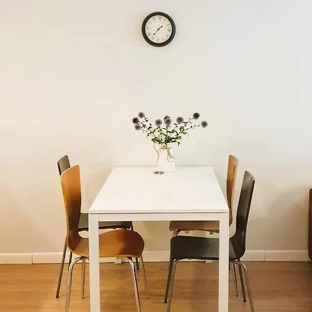 Apartment Klimatyczny Z Balkonem W Samym Centrum Wroclawia - W6