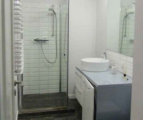 Klimatyczny Z Balkonem W Samym Centrum Wroclawia - W6 * Вроцлав